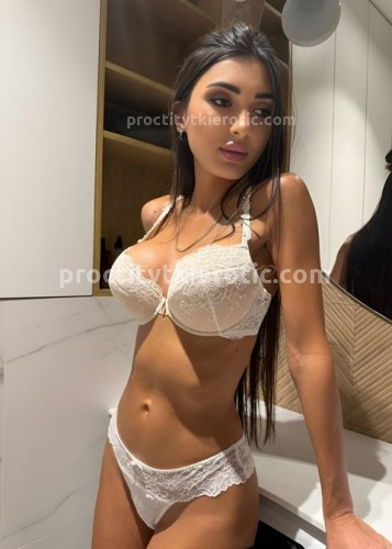 Сара, Г. Дмитров